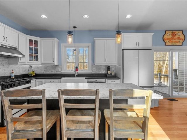 14 Teresa Dr, Millis, MA 02054