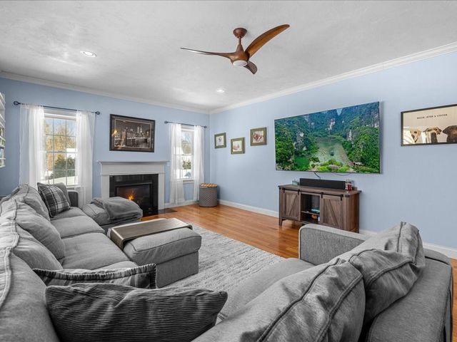 14 Teresa Dr, Millis, MA 02054