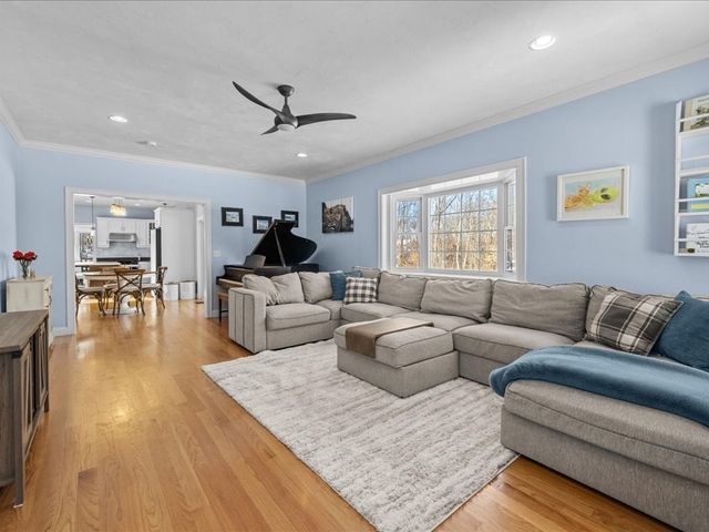 14 Teresa Dr, Millis, MA 02054
