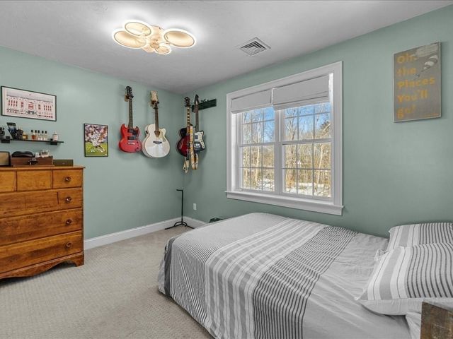 14 Teresa Dr, Millis, MA 02054