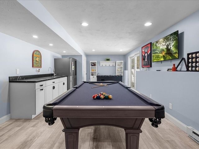 14 Teresa Dr, Millis, MA 02054