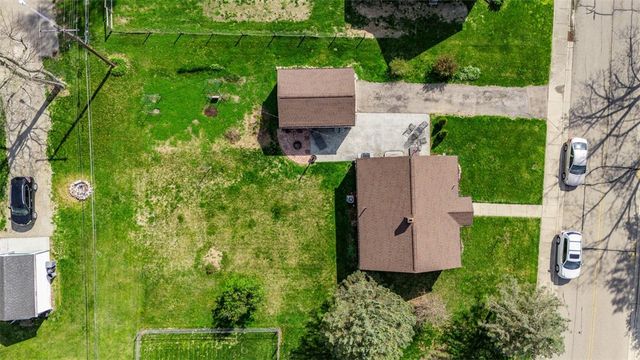 309 W Walnut Street, Farmersville, OH 45325