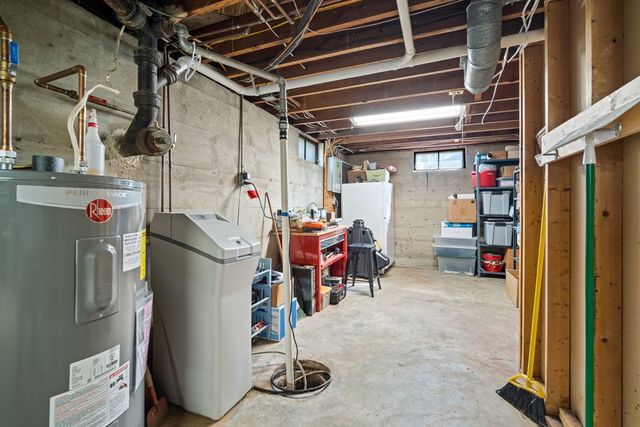 309 W Walnut Street, Farmersville, OH 45325