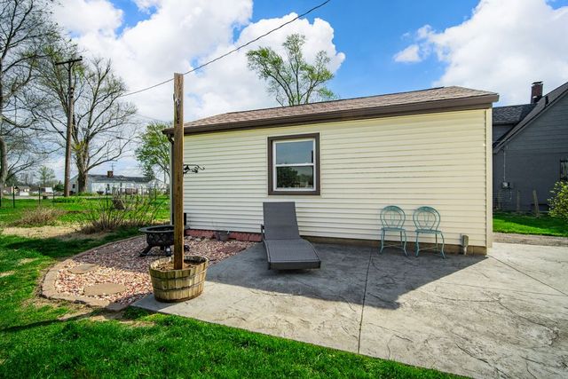 309 W Walnut Street, Farmersville, OH 45325