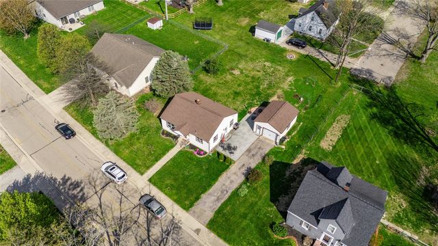 309 W Walnut Street, Farmersville, OH 45325