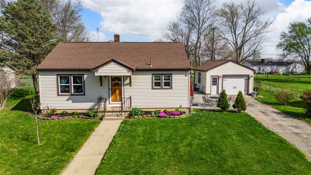 309 W Walnut Street, Farmersville, OH 45325