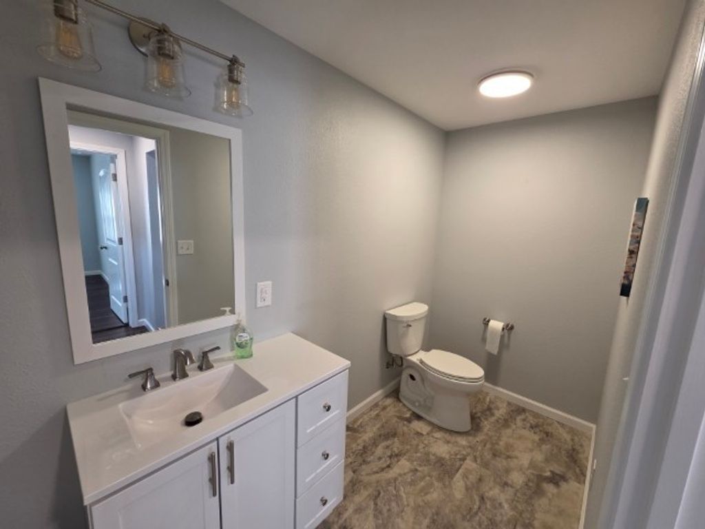 Image 25 of property listing at 541 S 27th Street, Mt Vernon, IL 62864