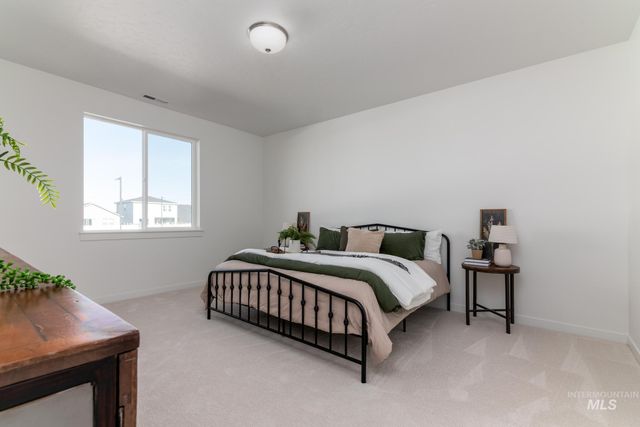 8409 S Wavecrest Ave, Kuna, ID 83634