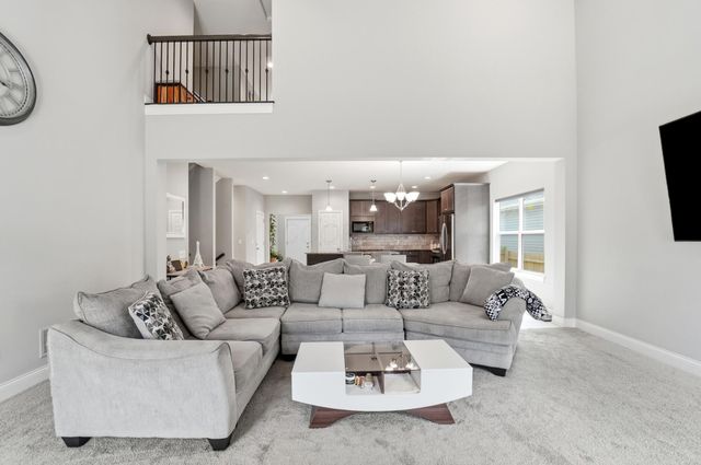 3816 Emmons Avenue, Columbus, OH 43219