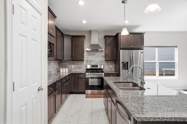 3816 Emmons Avenue, Columbus, OH 43219