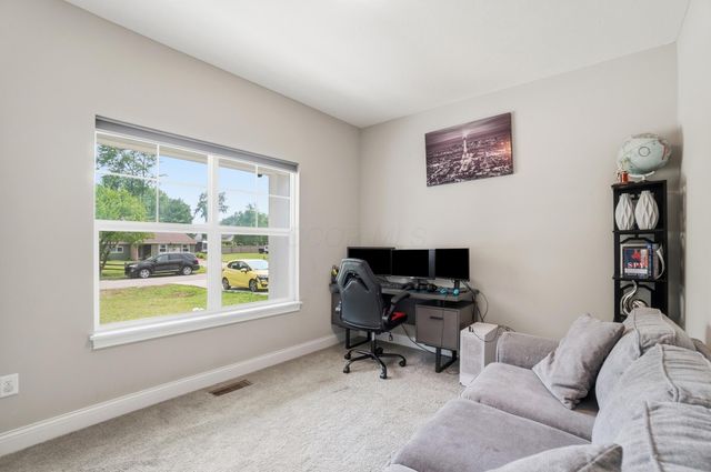 3816 Emmons Avenue, Columbus, OH 43219