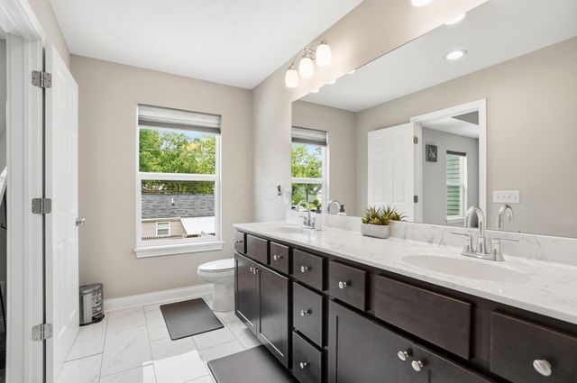 3816 Emmons Avenue, Columbus, OH 43219