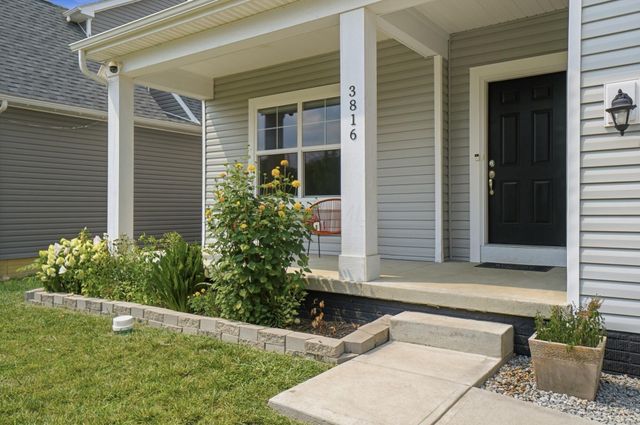 3816 Emmons Avenue, Columbus, OH 43219