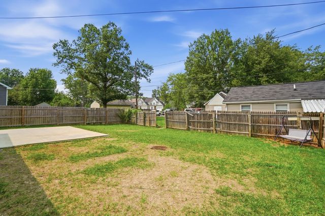 3816 Emmons Avenue, Columbus, OH 43219