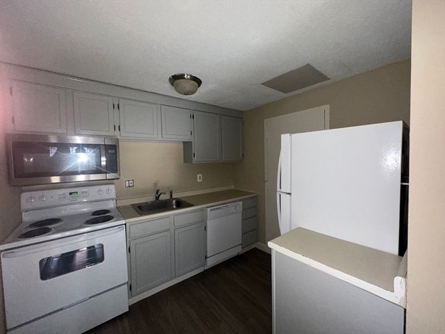 375 Harvard St. 2, Cambridge, MA 02139