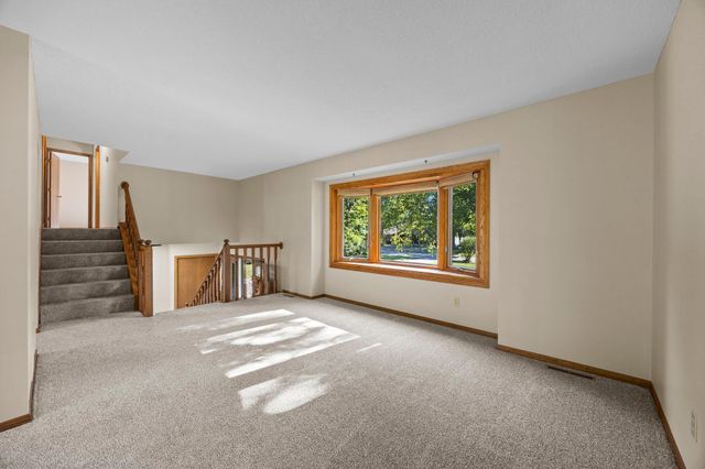 26120 Galen Drive, Wyoming, MN 55092
