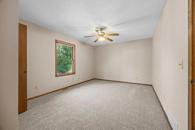 26120 Galen Drive, Wyoming, MN 55092