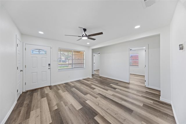 1821 Armstead Avenue, Grand Prairie, TX 75051