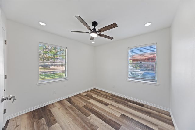 1821 Armstead Avenue, Grand Prairie, TX 75051