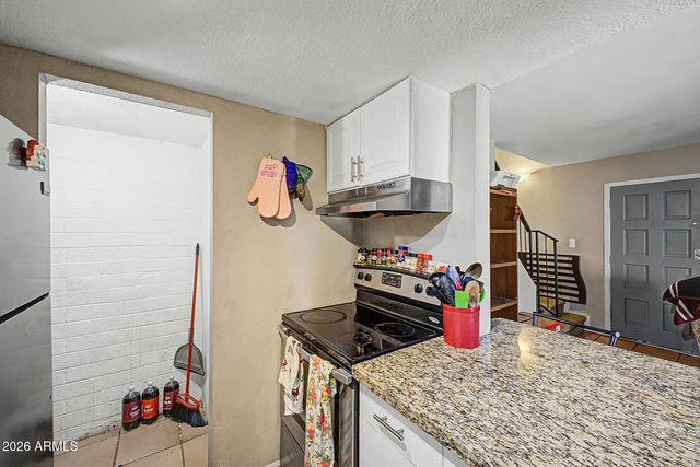 3404 W ECHO Lane, Phoenix, AZ 85051
