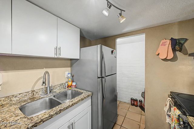 3404 W ECHO Lane, Phoenix, AZ 85051