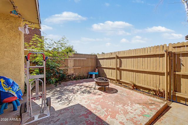 3404 W ECHO Lane, Phoenix, AZ 85051