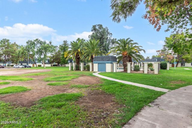 3404 W ECHO Lane, Phoenix, AZ 85051