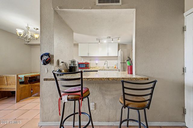 3404 W ECHO Lane, Phoenix, AZ 85051