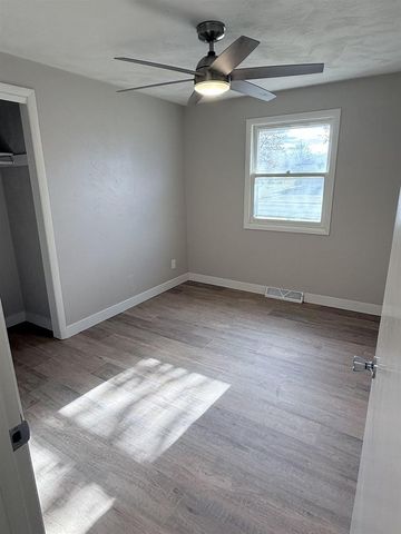 1517 NAVARINO STREET, Algoma, WI 54201