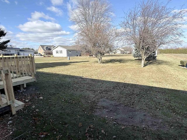 1517 NAVARINO STREET, Algoma, WI 54201