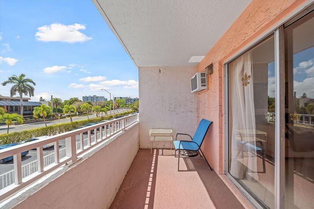3201 NE 14th Street Causeway 209, Pompano Beach, FL 33062