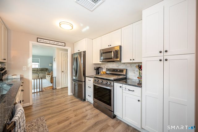 7 Pine Grove Avenue, Enfield, CT 06082