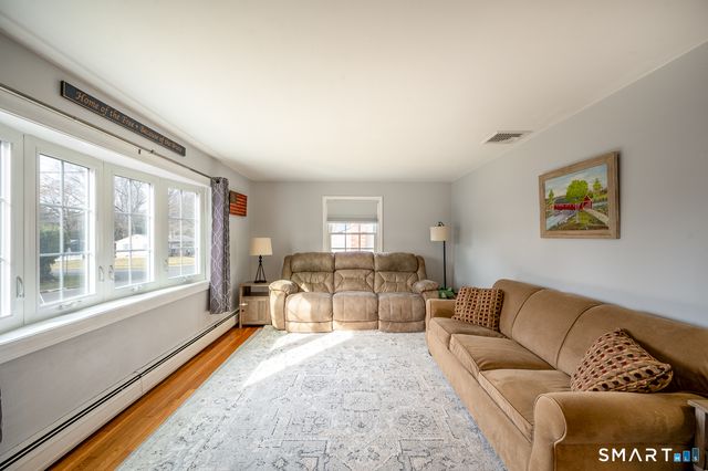 7 Pine Grove Avenue, Enfield, CT 06082