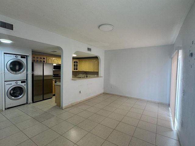 7502 NW 175th Street 7502, Hialeah, FL 33015