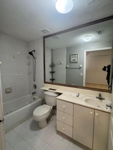 7502 NW 175th Street 7502, Hialeah, FL 33015