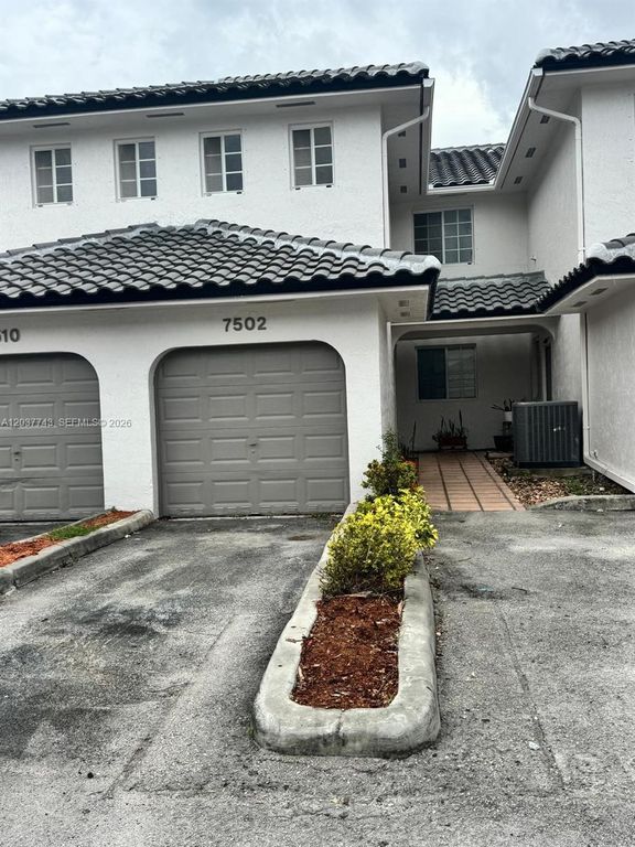 7502 NW 175th Street 7502, Hialeah, FL 33015