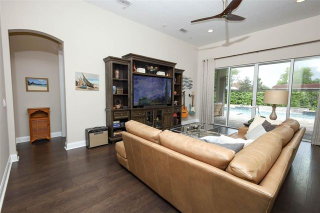 203 VINE STREET, Oviedo, FL 32765