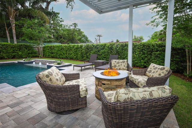 203 VINE STREET, Oviedo, FL 32765