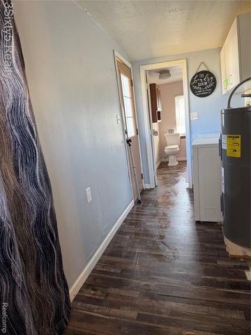 3369 5th Street, Frenchtown Township, MI 48162