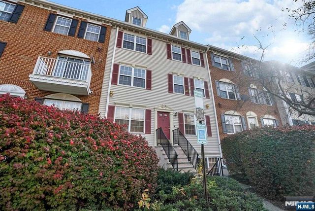 100 Callahan Court, Newark, NJ 07103
