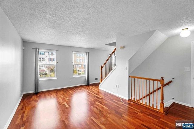 100 Callahan Court, Newark, NJ 07103