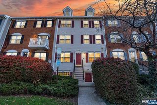 100 Callahan Court, Newark, NJ 07103