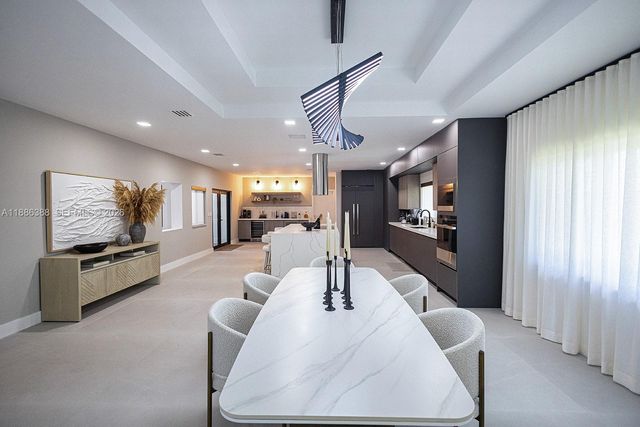 10506 SW 89 Place, Miami, FL 33176