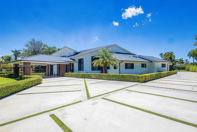10506 SW 89 Place, Miami, FL 33176