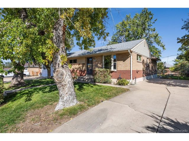 10460 Emerson St, Northglenn, CO 80233