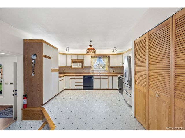 10460 Emerson St, Northglenn, CO 80233
