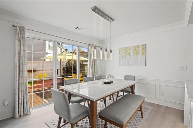 266 Balaban Circle, Woodstock, GA 30188