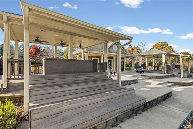 266 Balaban Circle, Woodstock, GA 30188