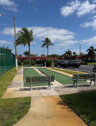 5800 Fernley Drive W 3, West Palm Beach, FL 33415