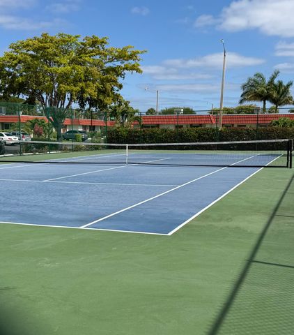 5800 Fernley Drive W 3, West Palm Beach, FL 33415